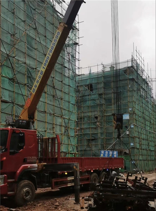 景泰县“慢工细活”—— 吊车的 “微动控制” 技术